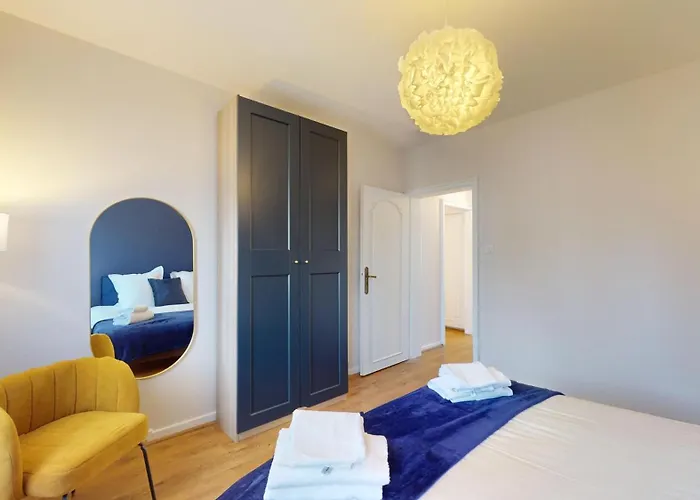 Chez Lea 1 Parking Apartment